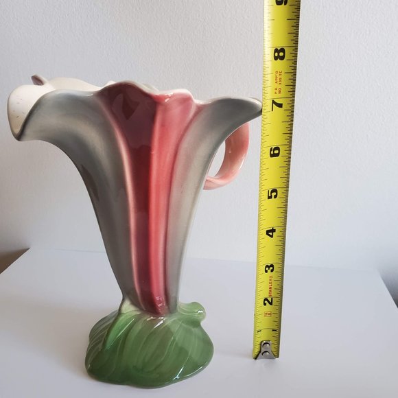 Staffordshire Lily Cornucopia vase planter hand painted porcelain floral - Picture 4 of 7